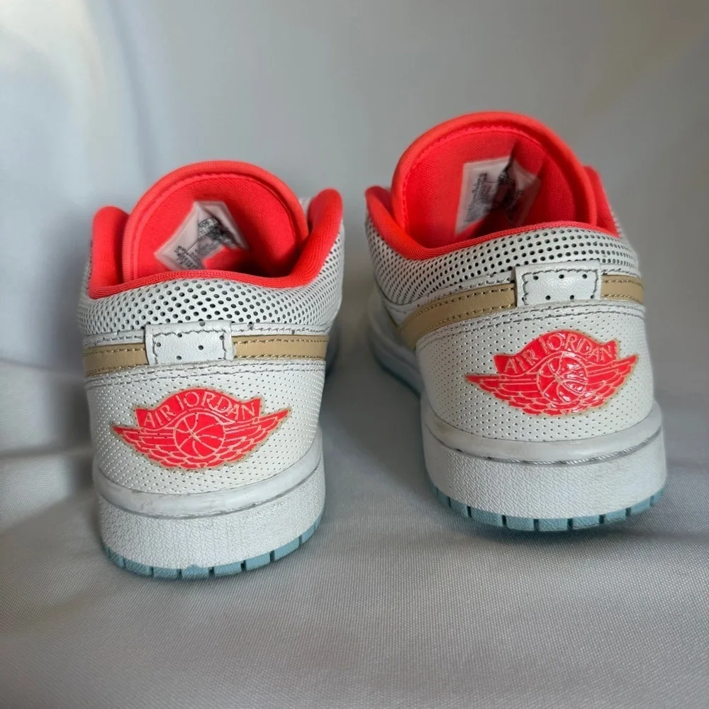 Nike Jordan 1 Low SE White Seasame Woman’s size 6.5 style DC9509100